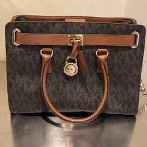 Michael Kors Hamilton traveler (brown).
